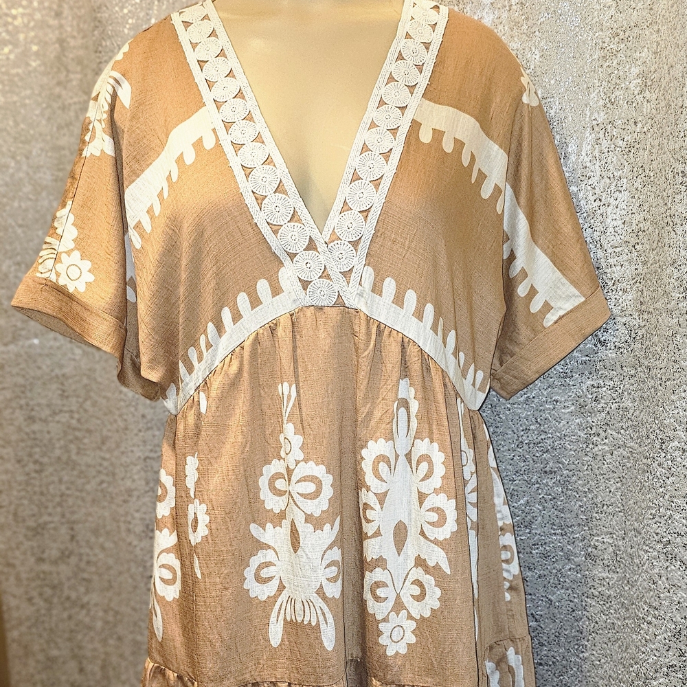 Elegant Tan and Cream Embroidered Blouse